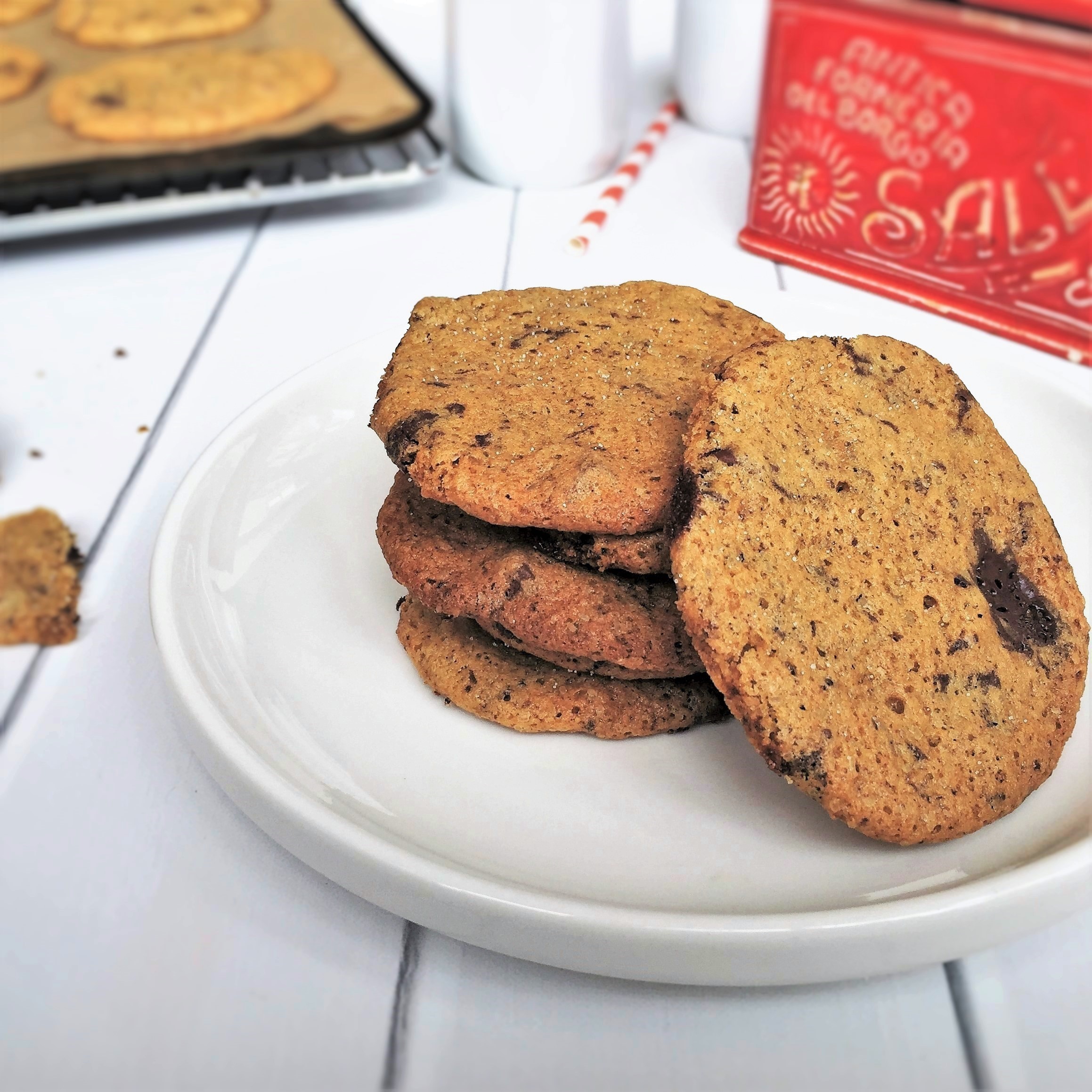 salted-spiced-dark-chocolate-chip-cookies_main