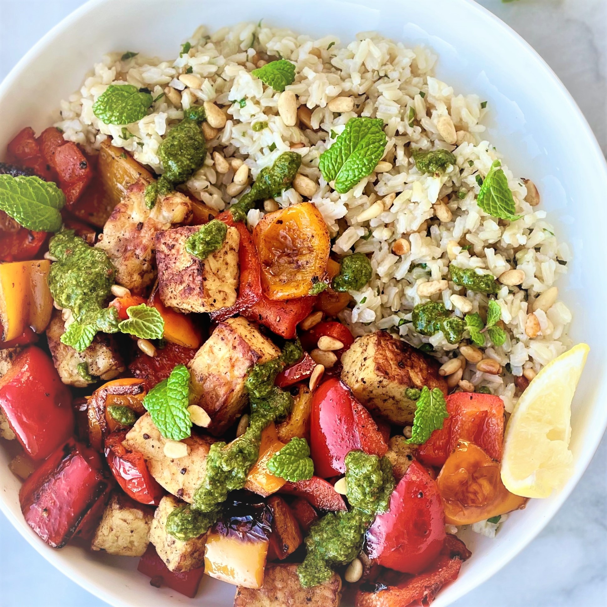 bowl with lebanese tempeh and bell pepper and rice