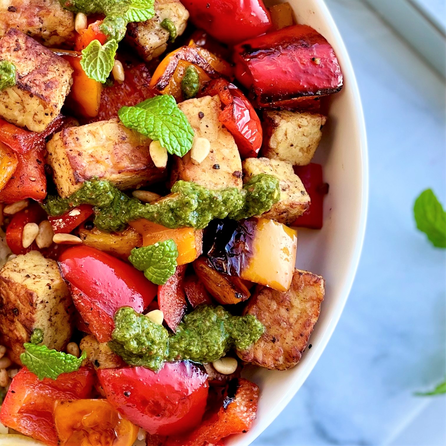 bowl with lebanese tempeh and bell pepper